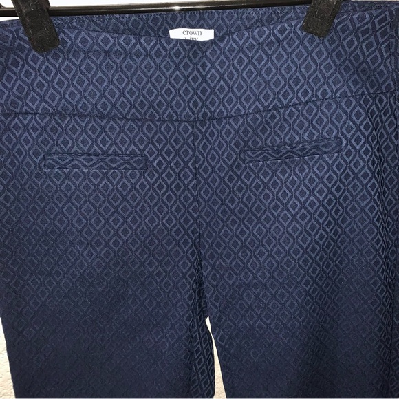 Crown & Ivy Millennium Ankle Pant, Petite - Picture 4 of 5